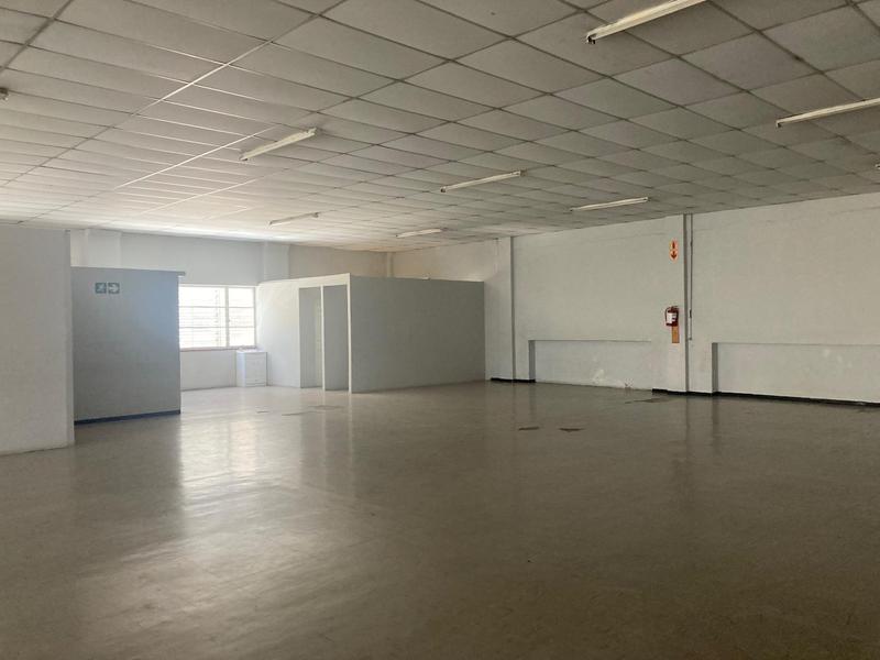 To Let Commercial Property for Rent in North End Eastern Cape